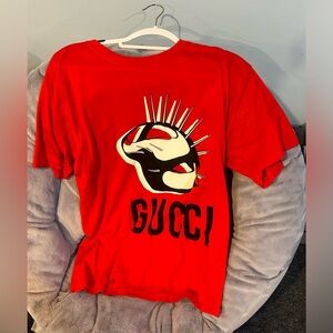 Red and black gucci shirt!
